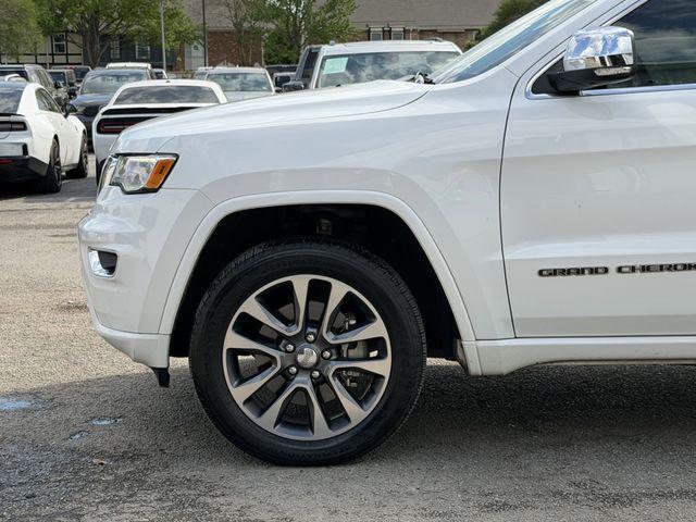 used 2017 Jeep Grand Cherokee car, priced at $17,246