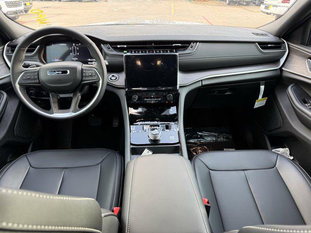 new 2025 Jeep Grand Cherokee L car, priced at $43,517