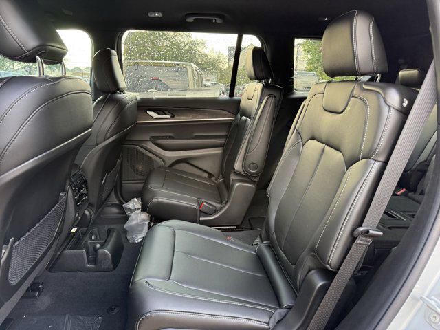 new 2025 Jeep Grand Cherokee L car, priced at $43,517