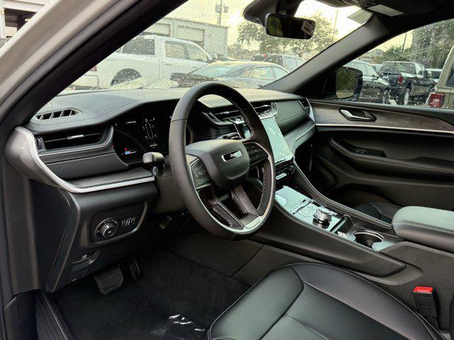 new 2025 Jeep Grand Cherokee L car, priced at $43,517