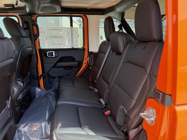 new 2025 Jeep Wrangler car, priced at $48,117