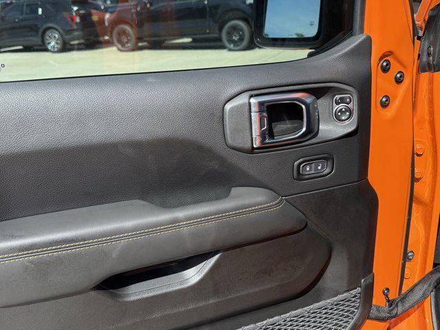 new 2025 Jeep Wrangler car, priced at $48,117