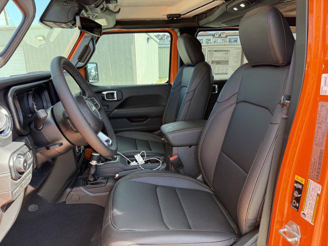 new 2025 Jeep Wrangler car, priced at $48,117