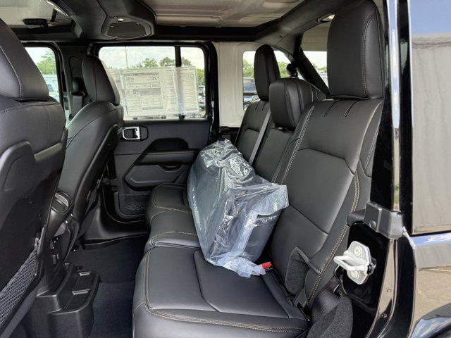 new 2025 Jeep Wrangler car, priced at $46,356