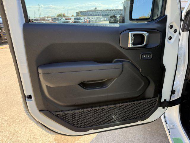 new 2026 Jeep Wrangler car, priced at $38,115