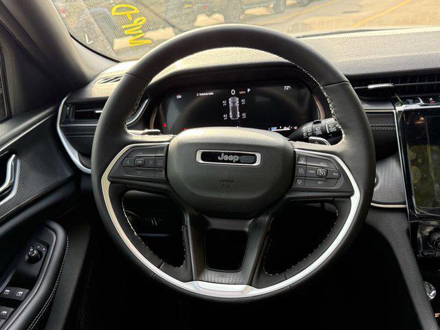 new 2025 Jeep Grand Cherokee car, priced at $38,273
