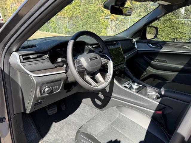 new 2026 Jeep Grand Cherokee car, priced at $45,451