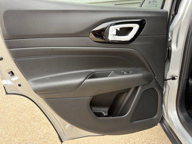 new 2026 Jeep Compass car, priced at $27,525