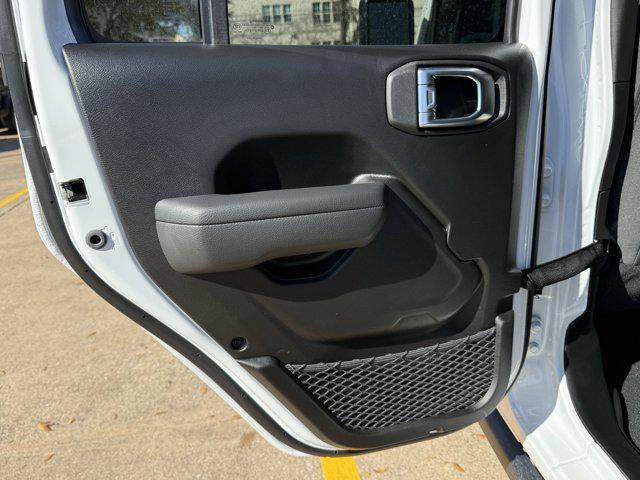 new 2026 Jeep Wrangler car, priced at $46,062