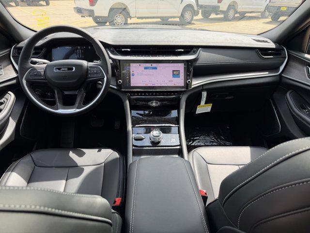 new 2026 Jeep Grand Cherokee car, priced at $47,847