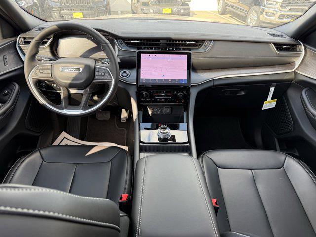 new 2025 Jeep Grand Cherokee L car, priced at $42,690