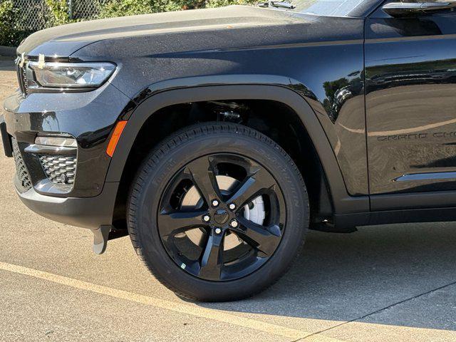 new 2025 Jeep Grand Cherokee car, priced at $41,842