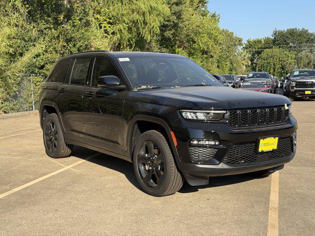 new 2025 Jeep Grand Cherokee car, priced at $41,842