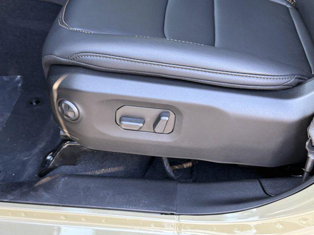 new 2026 Jeep Gladiator car, priced at $44,563