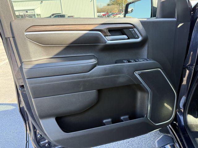 used 2022 Chevrolet Silverado 1500 car, priced at $31,000