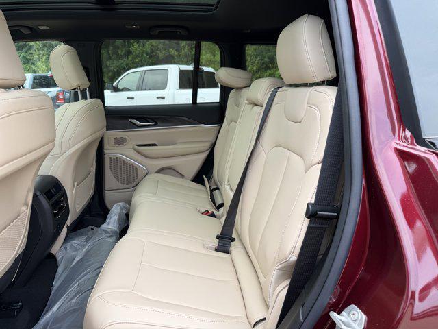 new 2026 Jeep Grand Cherokee car, priced at $49,793