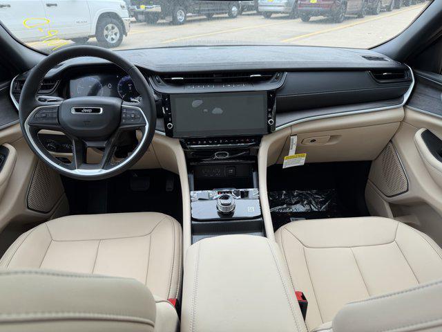 new 2026 Jeep Grand Cherokee car, priced at $49,793