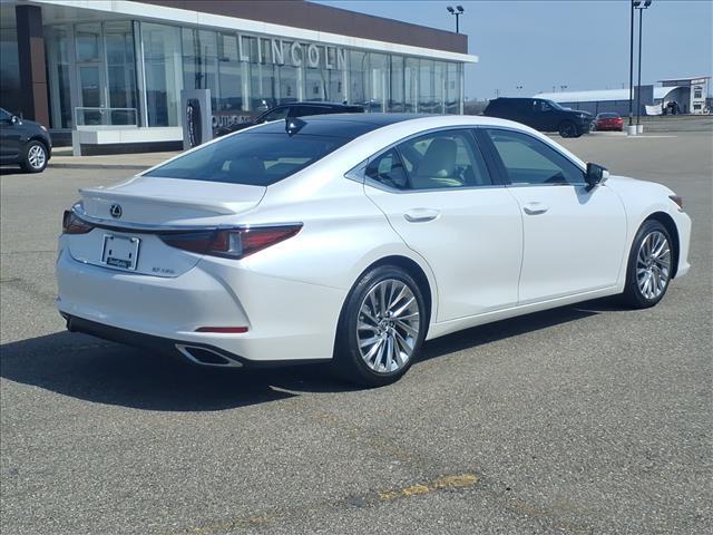 used 2022 Lexus ES 350 car, priced at $40,980