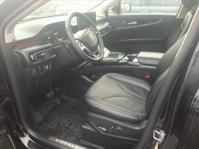 used 2023 Lincoln Nautilus car, priced at $39,800