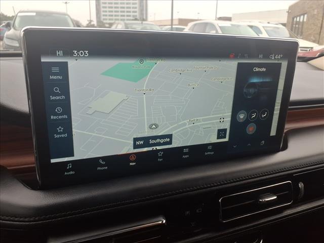 used 2023 Lincoln Nautilus car, priced at $40,900