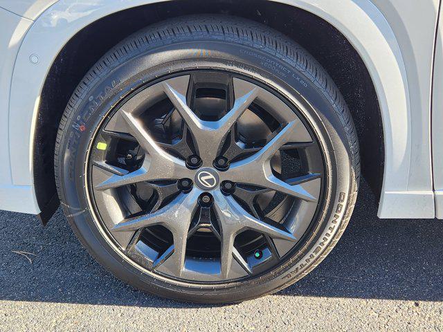 new 2026 Lexus TX 500h car, priced at $77,358