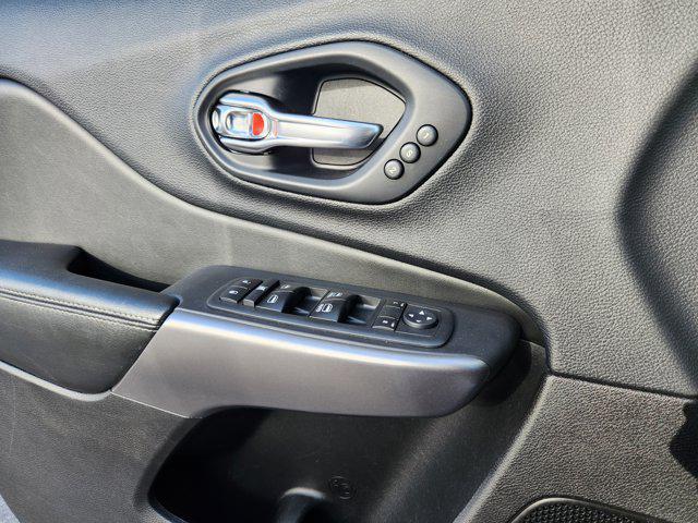 used 2019 Jeep Cherokee car, priced at $15,201