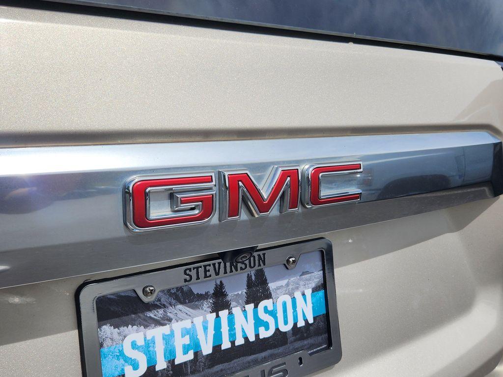 used 2023 GMC Yukon XL car, priced at $60,000