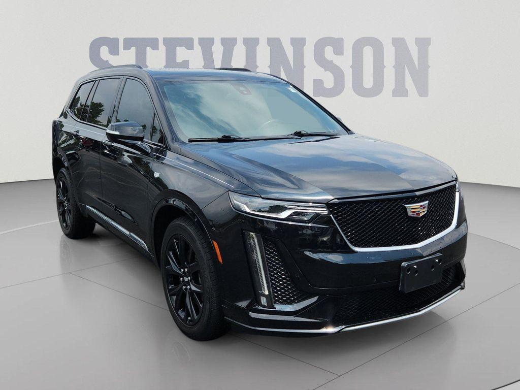 used 2020 Cadillac XT6 car, priced at $29,000