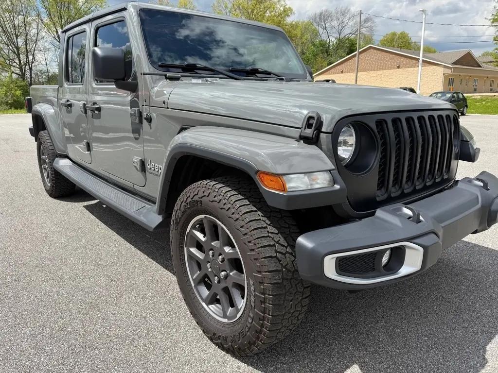 used 2021 Jeep Gladiator car, priced at $27,990