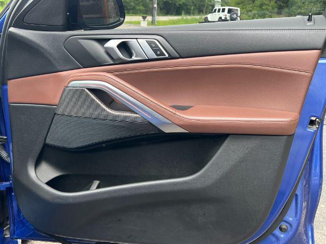 BMW X6 view 30