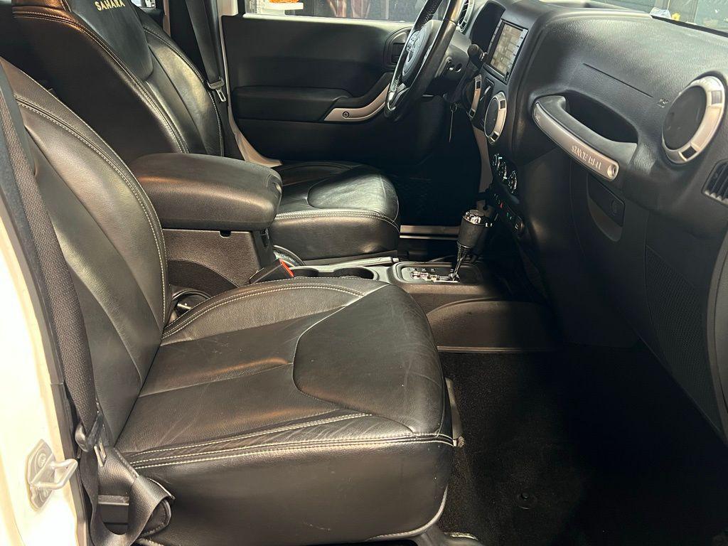 used 2015 Jeep Wrangler Unlimited car, priced at $21,499