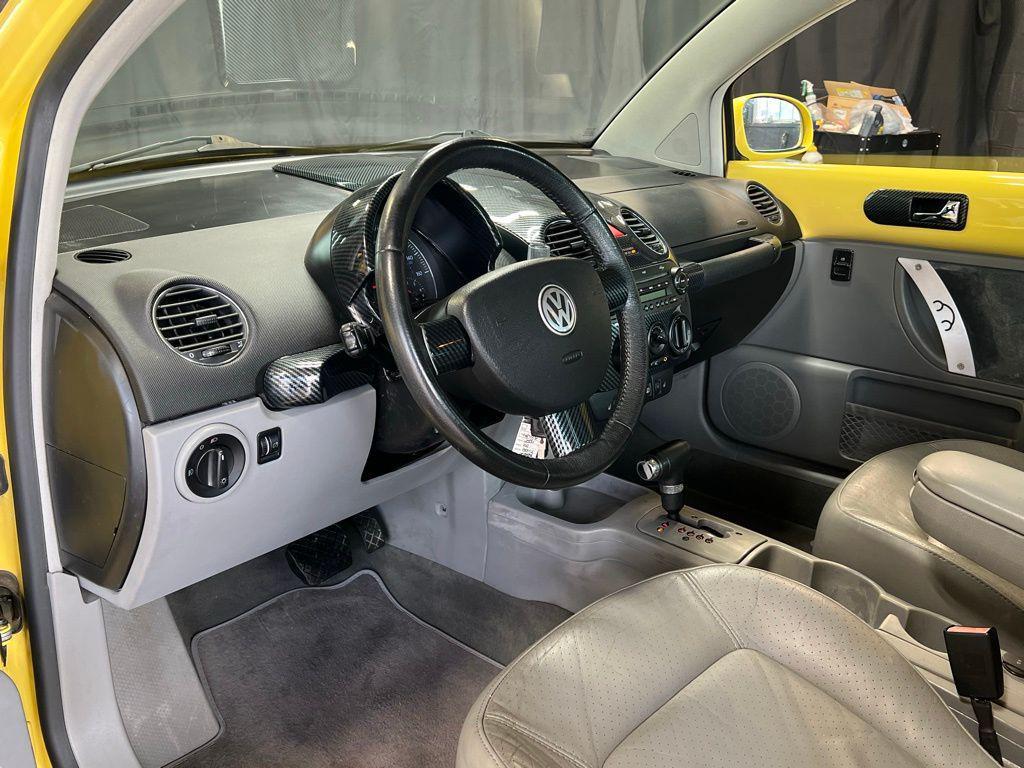 used 2006 Volkswagen New Beetle car, priced at $9,999