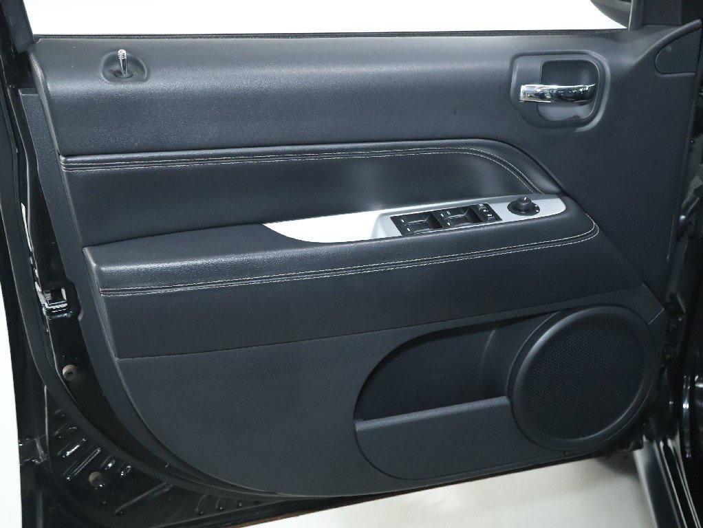 used 2015 Jeep Compass car, priced at $9,799