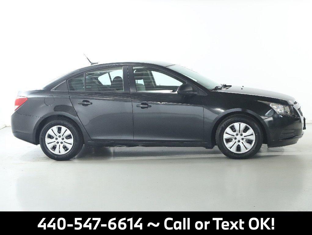 used 2014 Chevrolet Cruze car, priced at $9,399