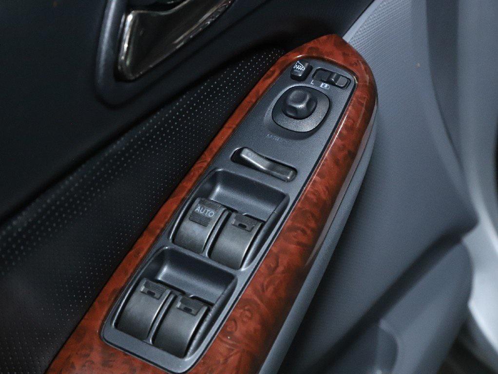 used 2005 Acura MDX car, priced at $5,799