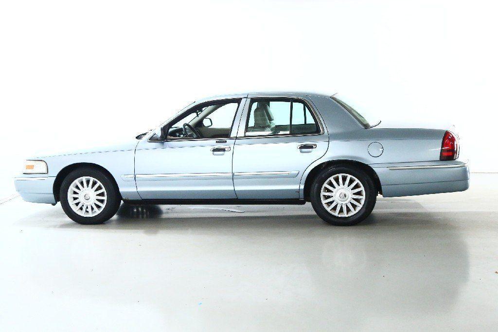 used 2008 Mercury Grand Marquis car, priced at $7,999