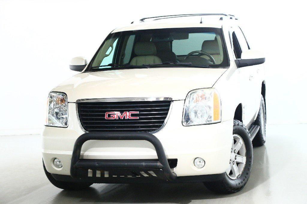 used 2013 GMC Yukon car, priced at $5,799