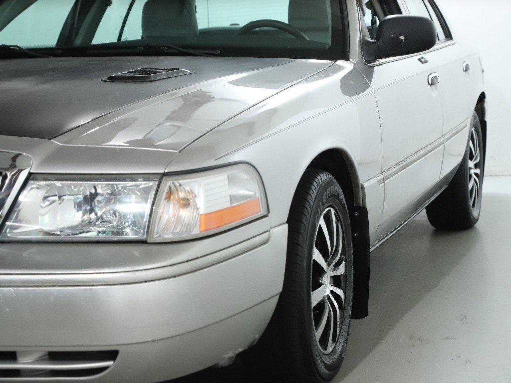 used 2005 Mercury Grand Marquis car, priced at $7,299