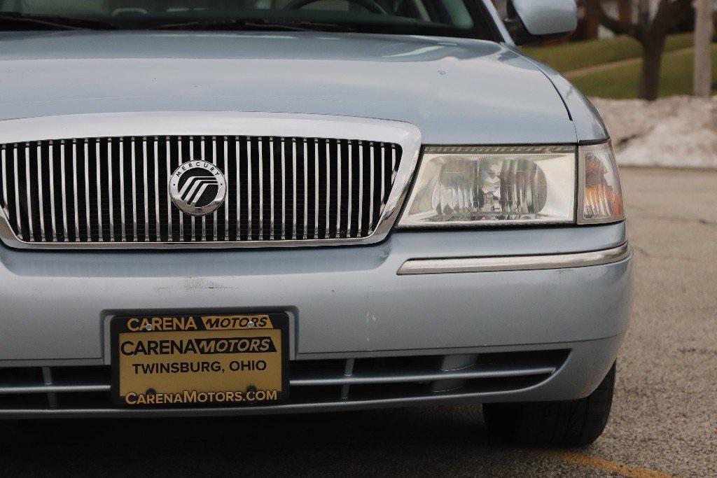 used 2004 Mercury Grand Marquis car, priced at $8,999