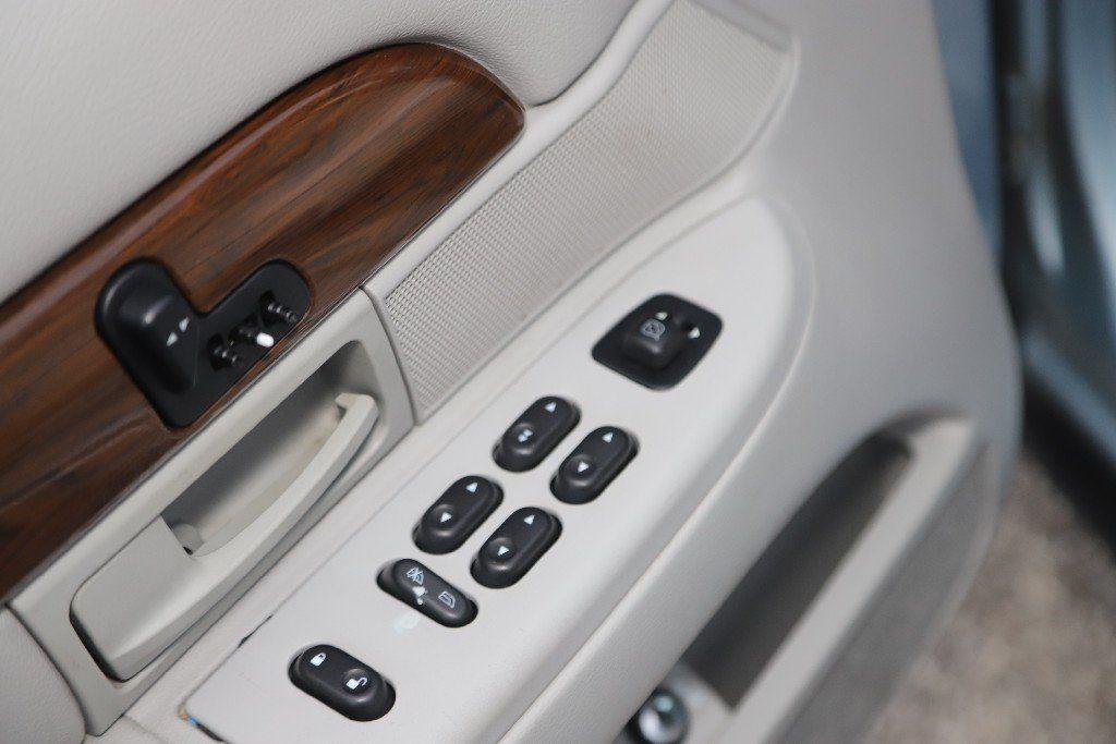 used 2004 Mercury Grand Marquis car, priced at $8,999