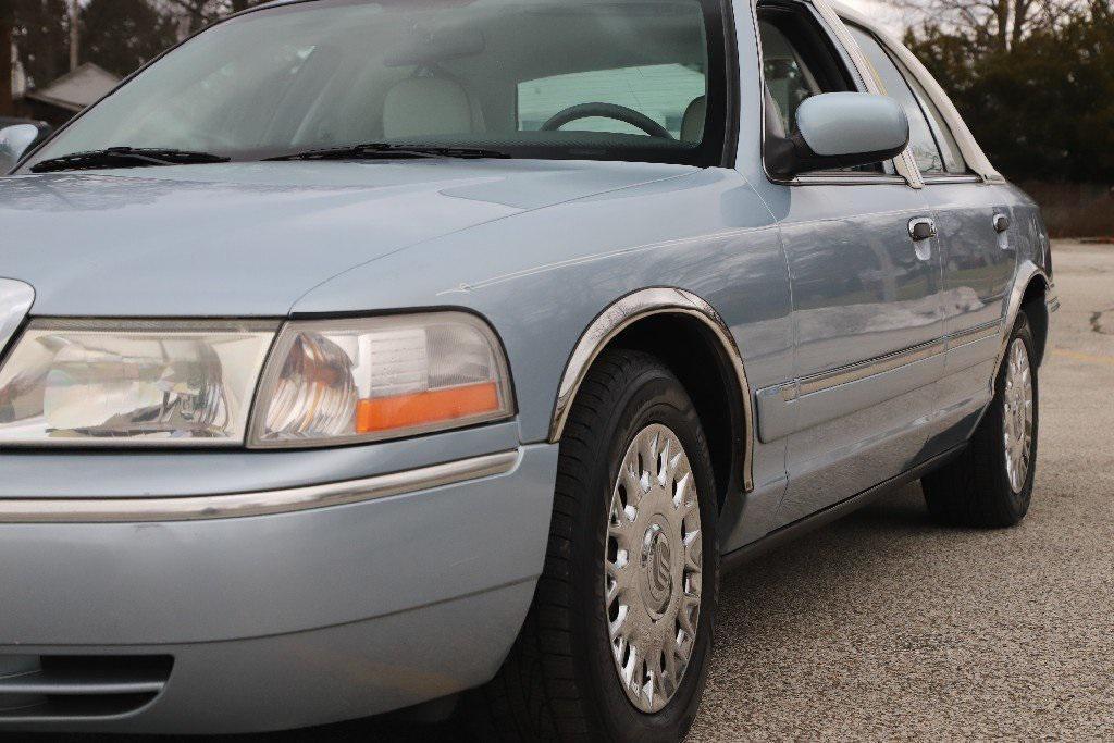 used 2004 Mercury Grand Marquis car, priced at $8,999