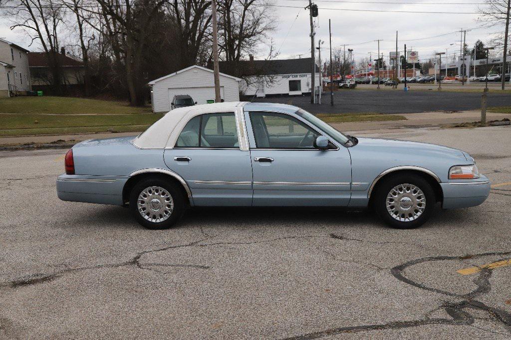 used 2004 Mercury Grand Marquis car, priced at $8,999