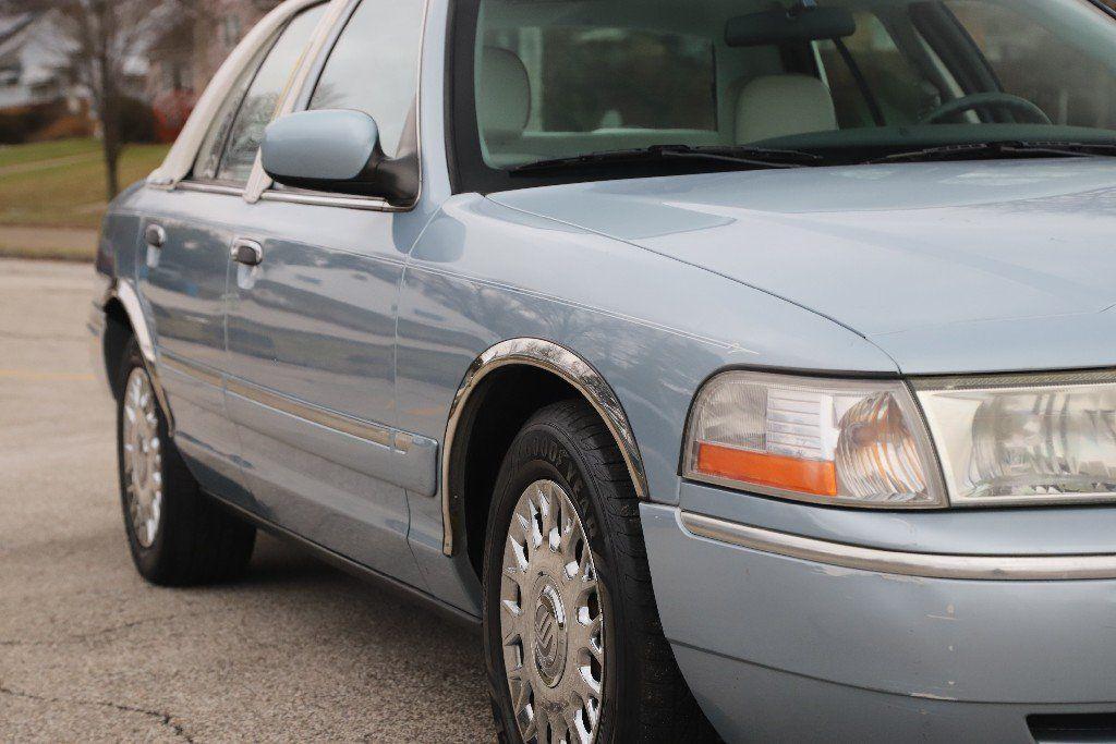 used 2004 Mercury Grand Marquis car, priced at $8,999
