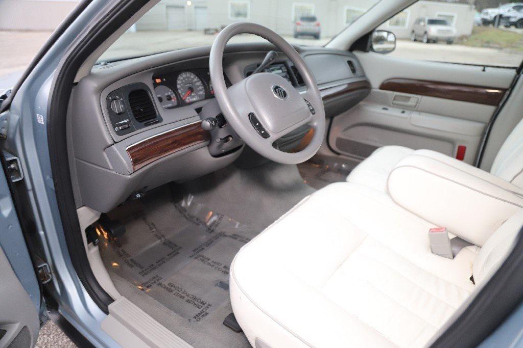 used 2004 Mercury Grand Marquis car, priced at $8,999