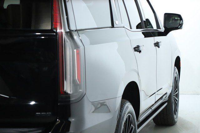 used 2022 Cadillac Escalade car, priced at $58,799