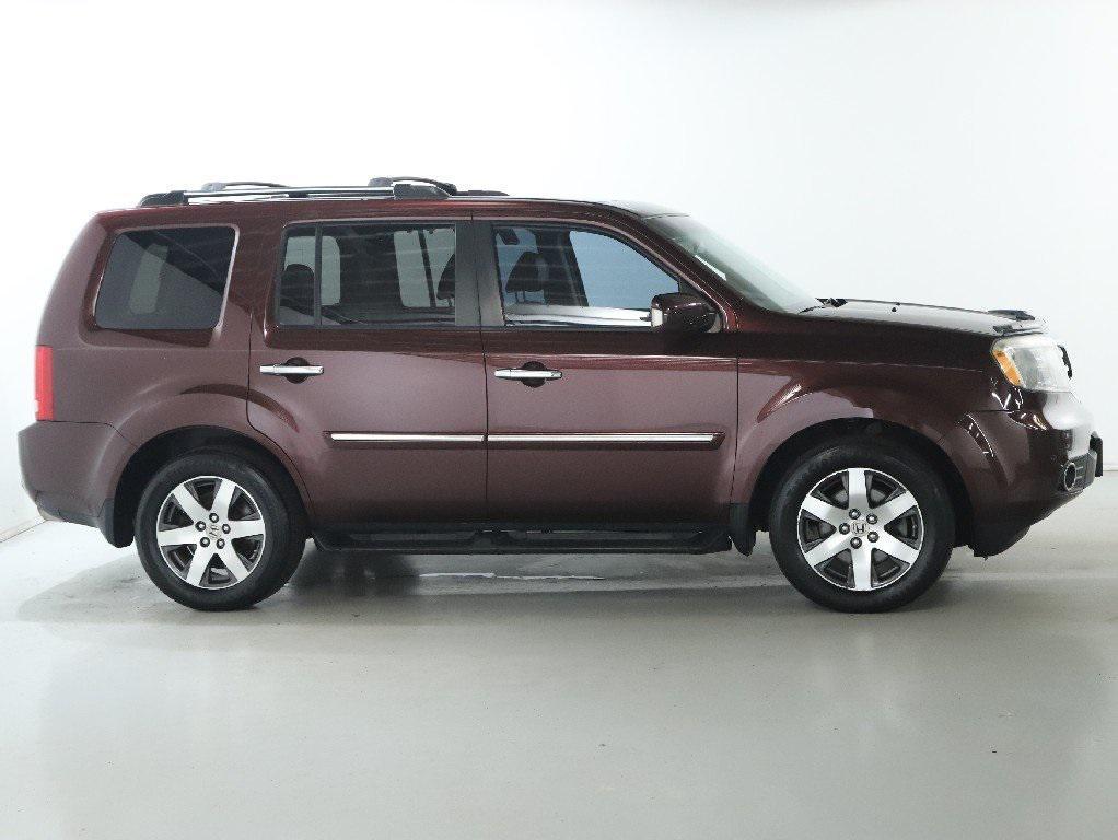 used 2012 Honda Pilot car, priced at $8,899