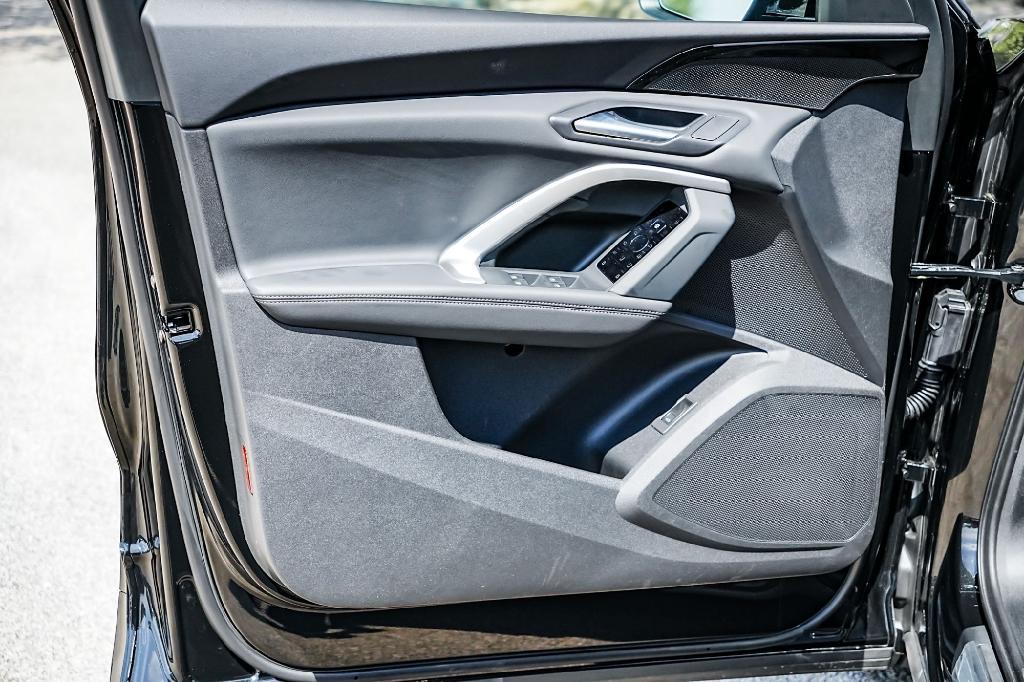 new 2025 Audi Q5 car, priced at $53,100