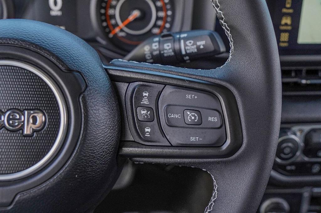 used 2025 Jeep Wrangler car, priced at $38,200