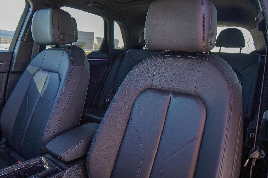 used 2025 Audi Q3 car, priced at $37,900