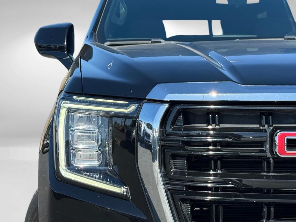 used 2022 GMC Yukon car, priced at $39,900